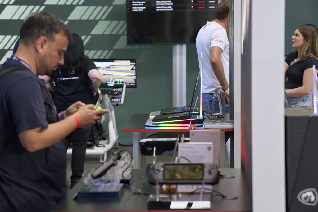 FRESH INFO +++ Eventfotografie: MSI auf der GamesCom 2025