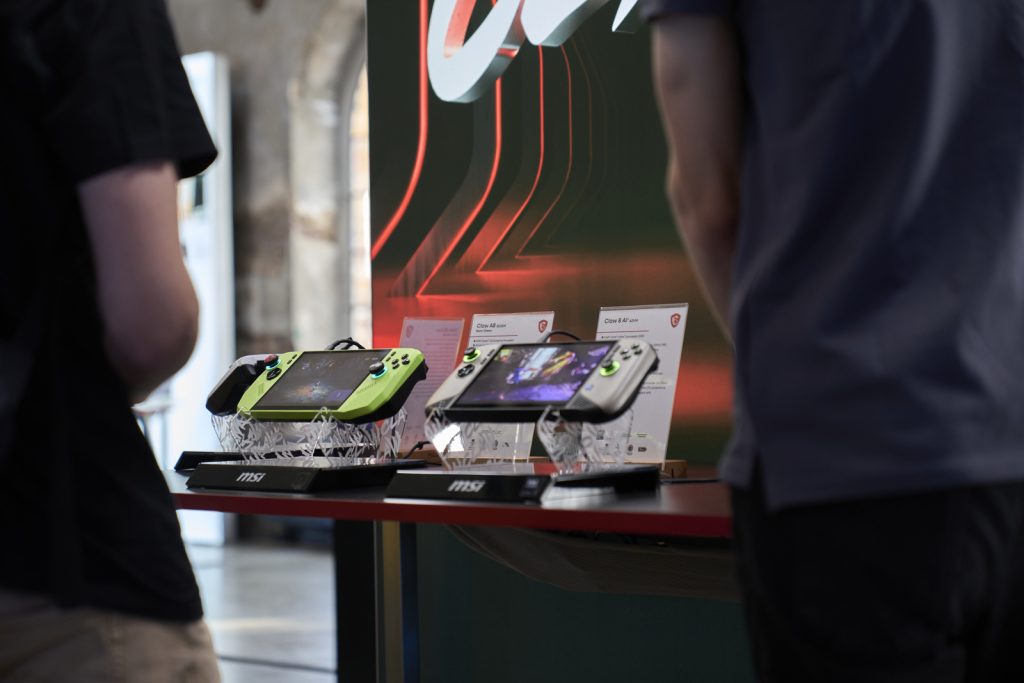 FRESH INFO +++ Eventfotografie: MSI auf der GamesCom 2025