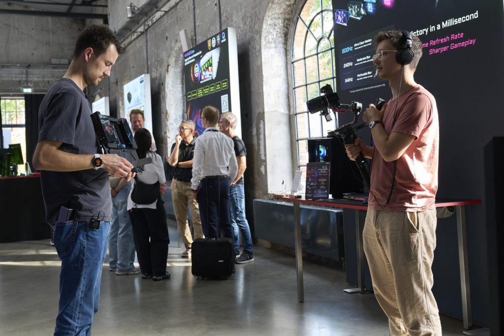 FRESH INFO +++ Eventfotografie: MSI auf der GamesCom 2025